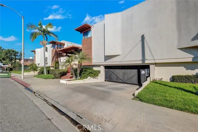 7033 Stewart And Gray Road #24, Downey, CA 90241 - Image #3