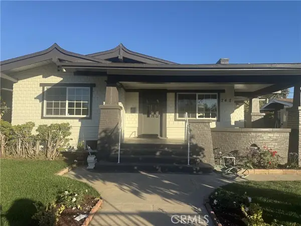 748 N Kenmore, Los Angeles, CA 90029