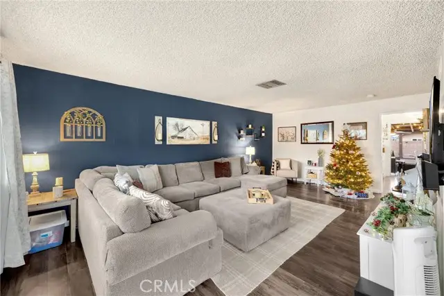 300 Doyle Avenue, Redlands, CA 92374 - Image #3