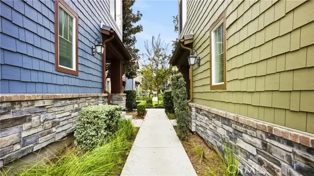 713 S Azusa Avenue #A, Azusa, CA 91702 - Image #3