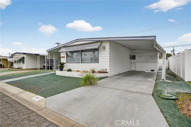 831 Santa Teresa, Hemet, CA 92545 - Image #2