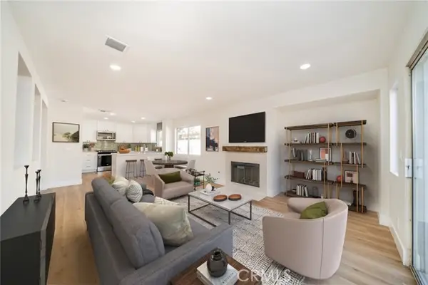 951 Willowcreek Drive, Corona, CA 92880