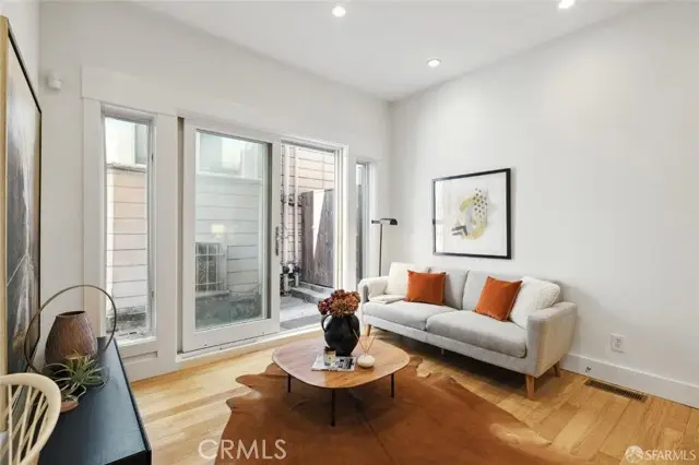 953 S Van Ness #1, San Francisco, CA 94110 - Image #3