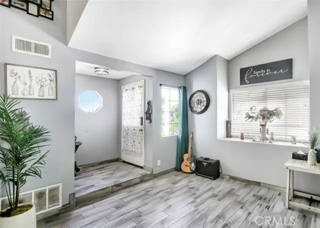 24044 Falconer, Murrieta, CA 92562 - #2