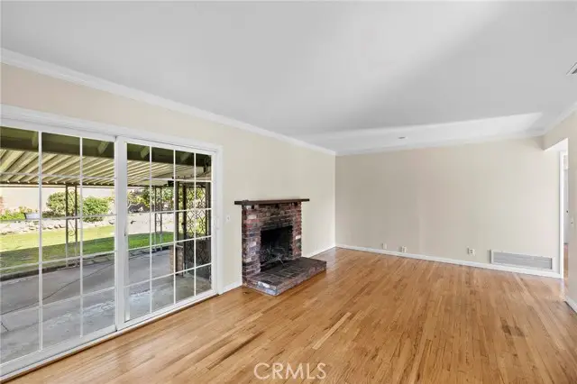 215 E Haltern, Glendora, CA 91740 - Image #2