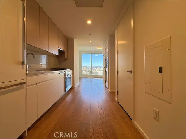 877 Francisco #1720, Los Angeles, CA 90017 - Image #2