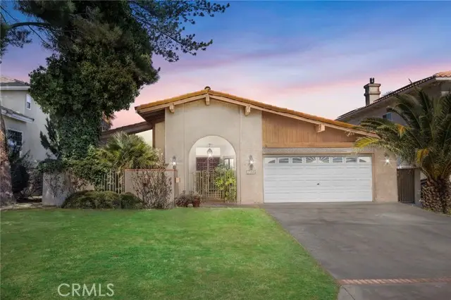 17800 Cresta Blanca Drive, Victorville, CA 92395 - #1