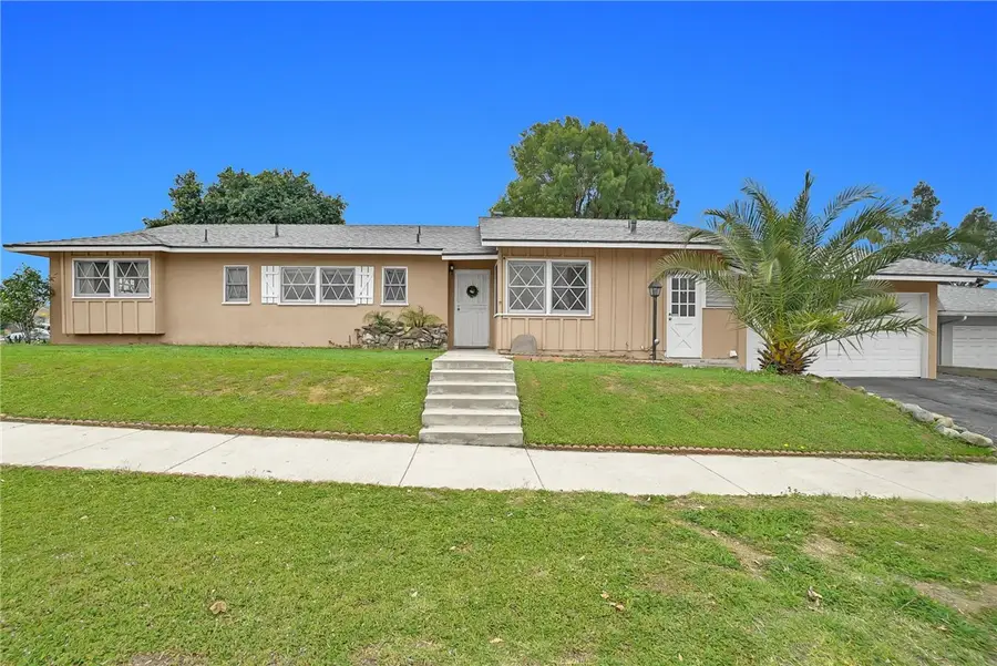 1289 Grove, Upland, CA 91786 - #2