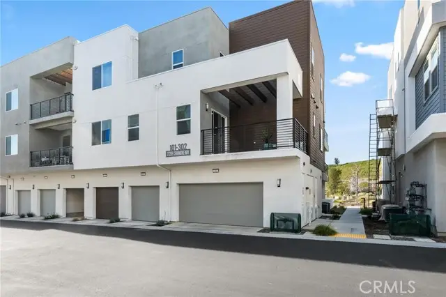 27209 Cranmore Way #203, Valencia, CA 91381 - Image #1