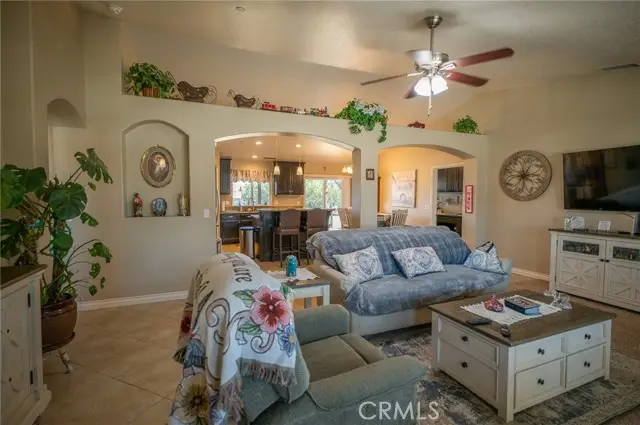 7653 Montrose, Hesperia, CA 92345 - #2