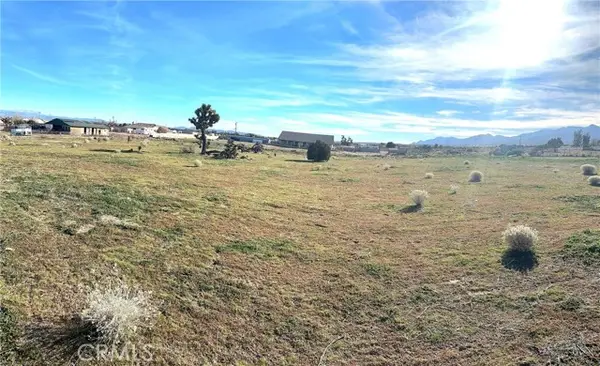 8785 Bonanza Road, Phelan, CA 92371