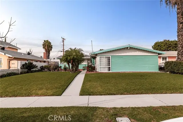 911 E La Verne, Pomona, CA 91767 - #1