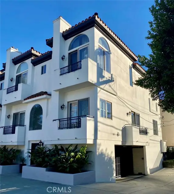 5027 Colfax #1, North Hollywood (los Angeles), CA 91601