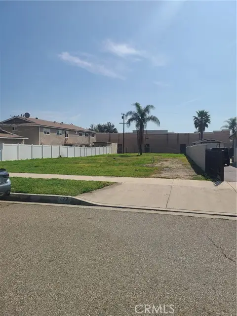 572 West, Upland, CA 91786 - #1
