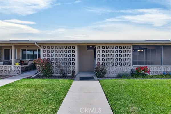 1690 Interlachen Road #M12-42J, Seal Beach, CA 90740