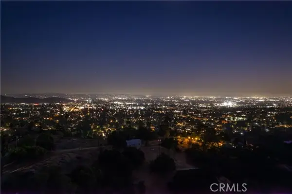 947 N Glendora Avenue, Glendora, CA 91741