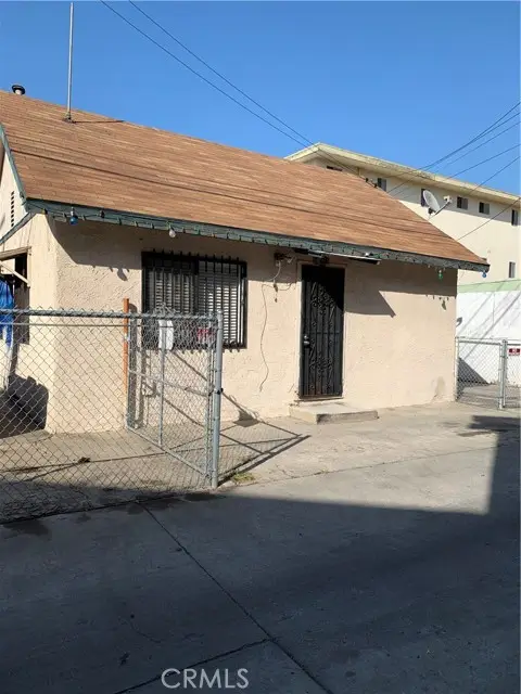 2960 Clarendon Avenue, Huntington Park, CA 90255 - Image #3