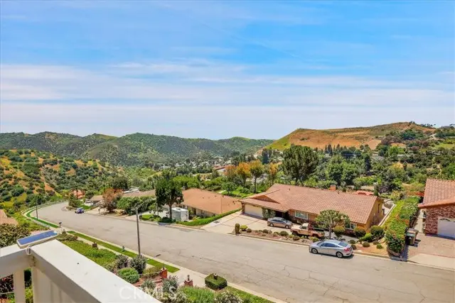 386 Olinda Drive, Brea, CA 92823 - Image #3