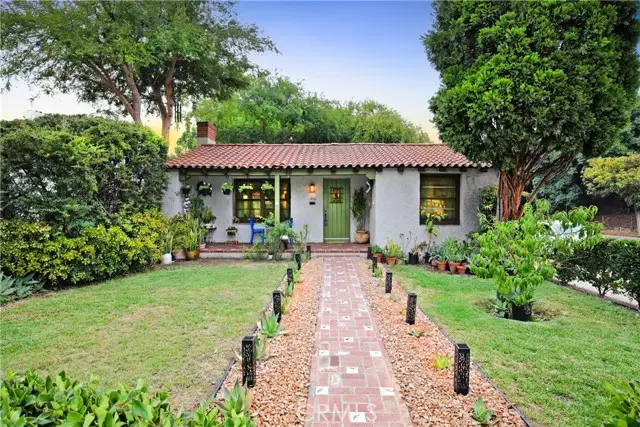 404 N Vinedo Avenue, Pasadena, CA 91107 - Image #1