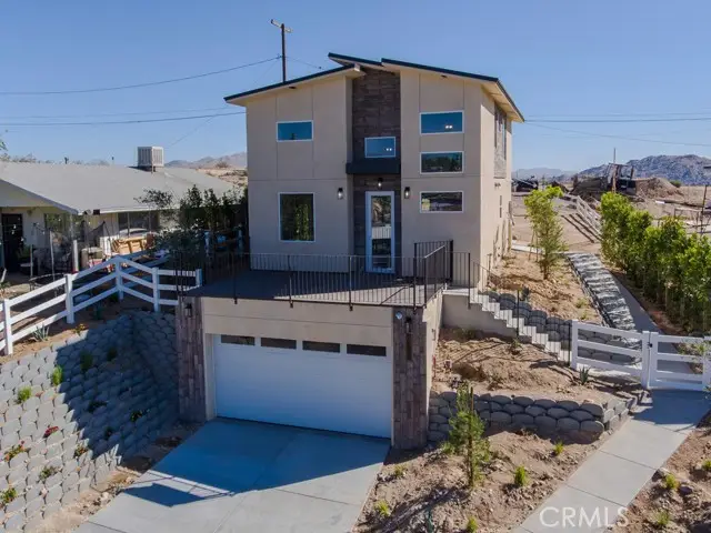 16590 Forrest Avenue, Victorville, CA 92395 - Image #1