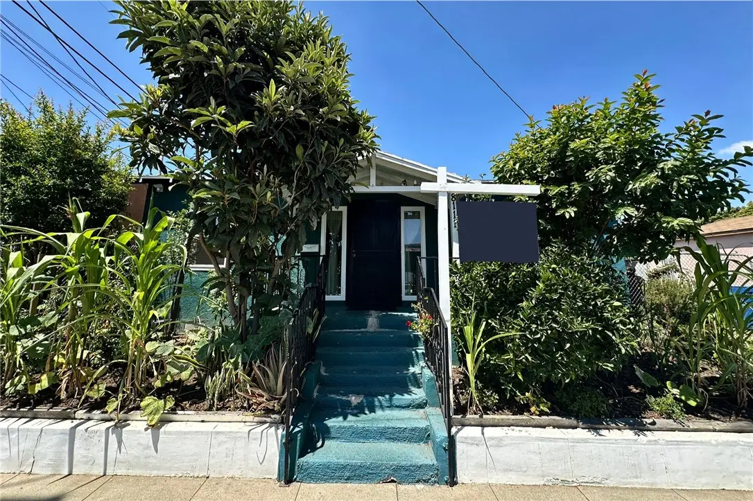 8111 S Halldale Ave, Los Angeles, CA 90047 - Image #1