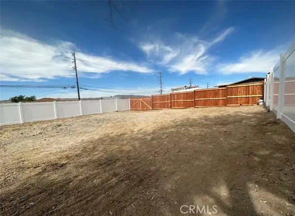 220 S 2nd Avenue, Barstow, CA 92311