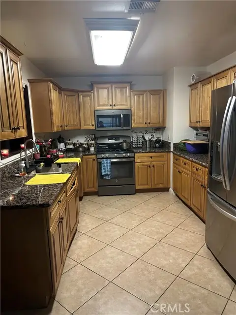 1201 E Elizabeth Street, Barstow, CA 92311 - Image #2