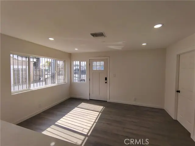 231 E Century Boulevard, Los Angeles, CA 90003 - Image #3