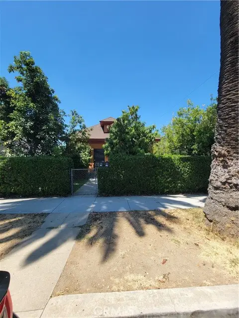 718 S Vine Avenue, Ontario, CA 91762 - Image #2