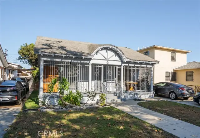 2936 Edgehill Drive, Los Angeles, CA 90018 - Image #3