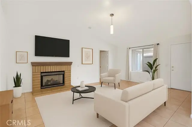 2810 Juniper Drive, Palmdale, CA 93550 - Image #2