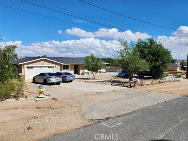 18140 Capri St, Hesperia, CA 92345 - Image #1