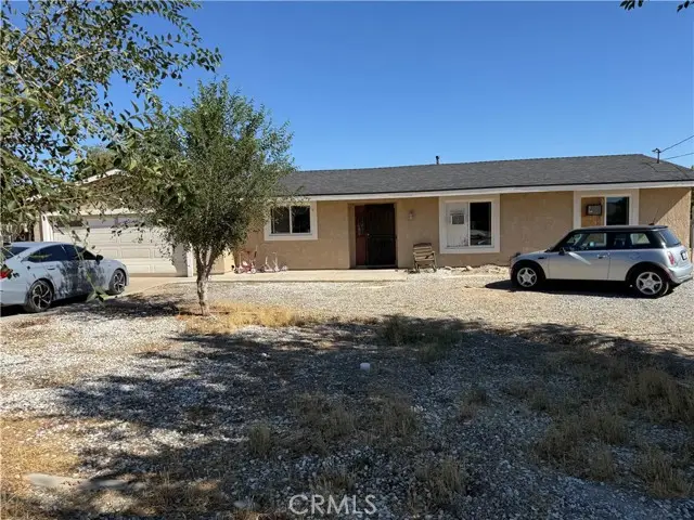 18140 Capri St, Hesperia, CA 92345 - Image #2