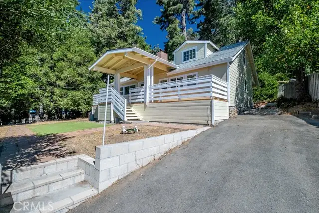 23882 Skyland Drive, Crestline, CA 92325 - Image #2