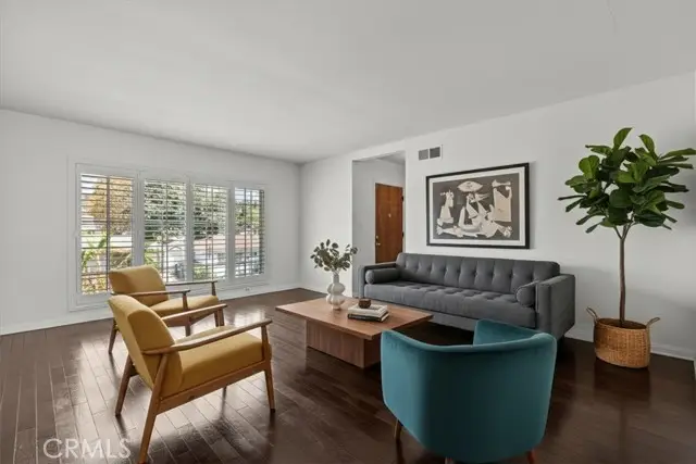 4200 Toland Way, Los Angeles, CA 90065 - Image #1