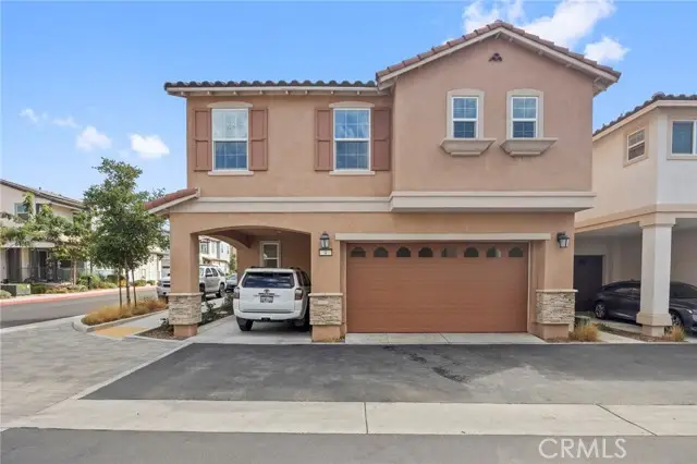 15237 Horizon #4, Fontana, CA 92336 - Image #2