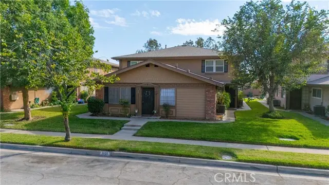 1020 W Calle Del Sol #3, Azusa, CA 91702 - Image #2