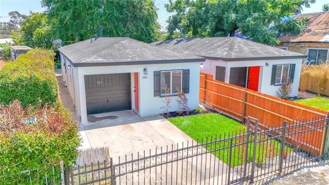 1964 E 114th Street, Los Angeles, CA 90059 - Image #2
