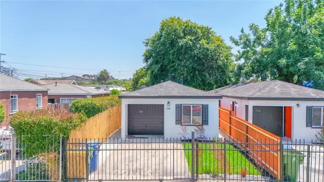 1964 E 114th Street, Los Angeles, CA 90059 - Image #3
