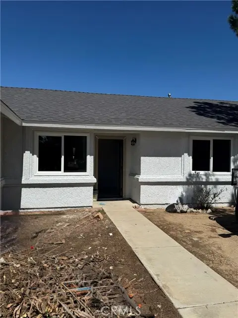 15352 Linden, Hesperia, CA 92345
