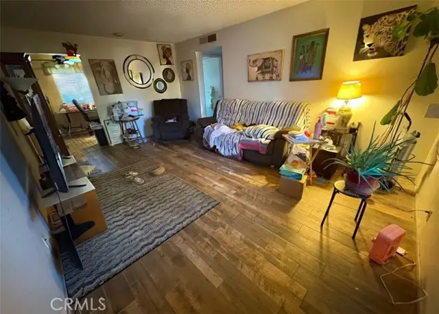 3095 W Bellaire, Fresno, CA 93722 - Image #2