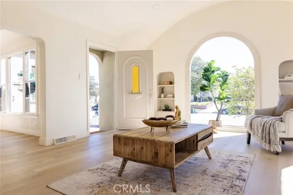 2127 W 76th, Los Angeles, CA 90047