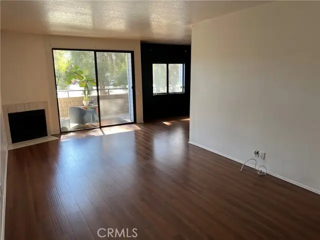 13331 Moorpark Street #110, Sherman Oaks, CA 91423 - Image #3