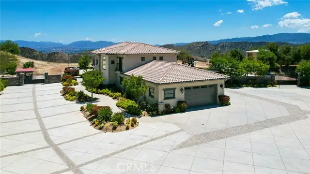 29732 Arroyo Oak, Castaic, CA 91384 - Image #2