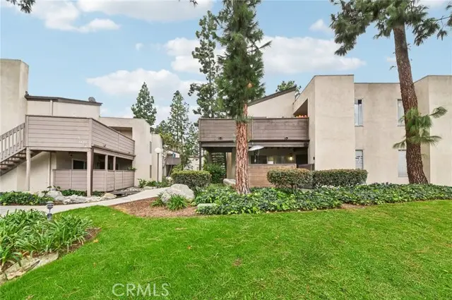 1430 Cabrillo Park #B, Santa Ana, CA 92701 - Image #3