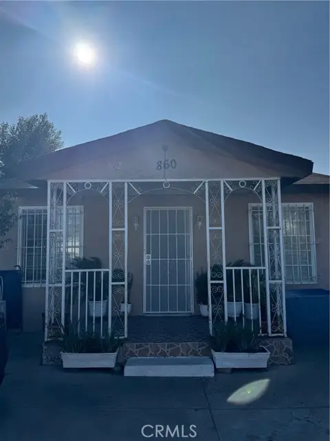 860 W 73rd St., Los Angeles, CA 90044 - Image #1