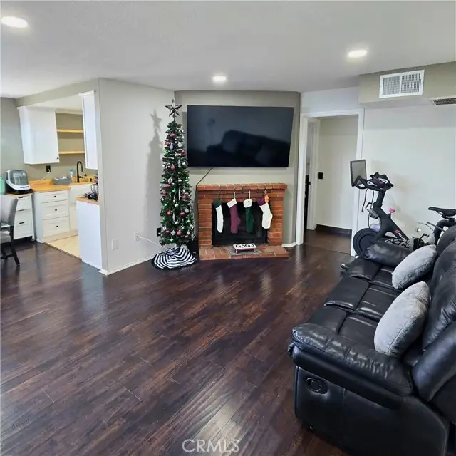 145 S Poplar, Brea, CA 92821 - Image #3