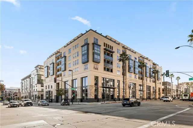 39 S Los Robles Avenue #3001, Pasadena, CA 91101 - Image #1