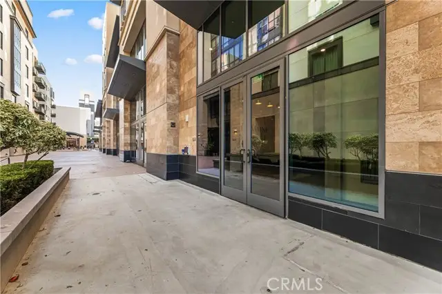 39 S Los Robles Avenue #3001, Pasadena, CA 91101 - Image #3