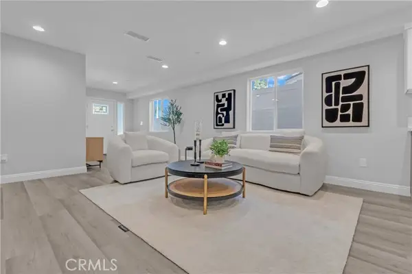 22022 Pioneer Blvd, Hawaiian Gardens, CA 90716